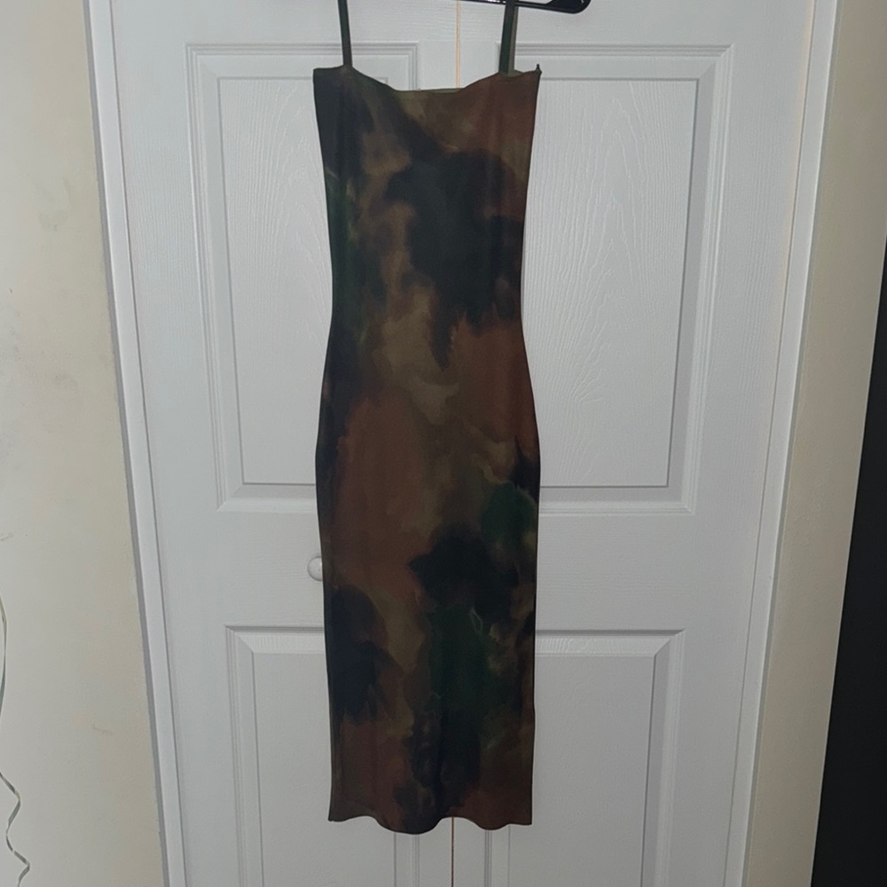 Elegant Camouflage Midi Dress